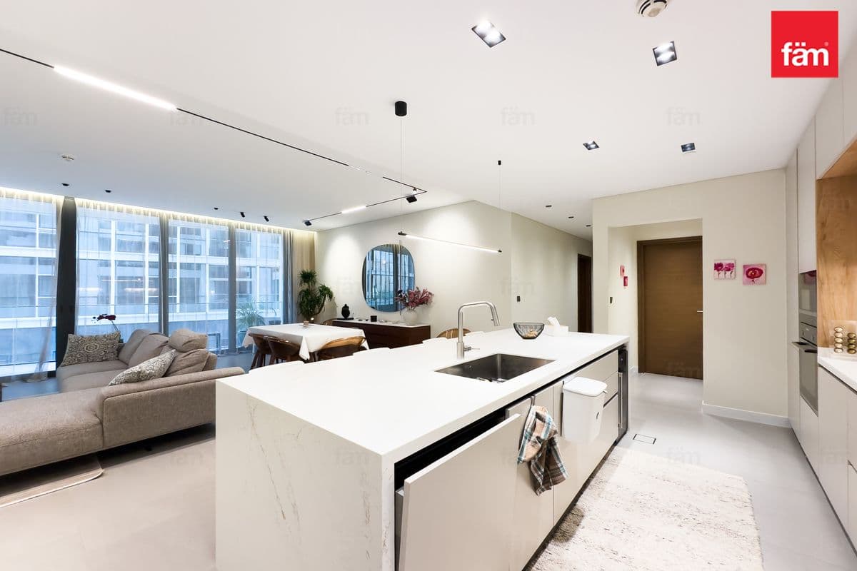 3 bedroom apartment in City Walk Building 2B, photograph 16 of 20