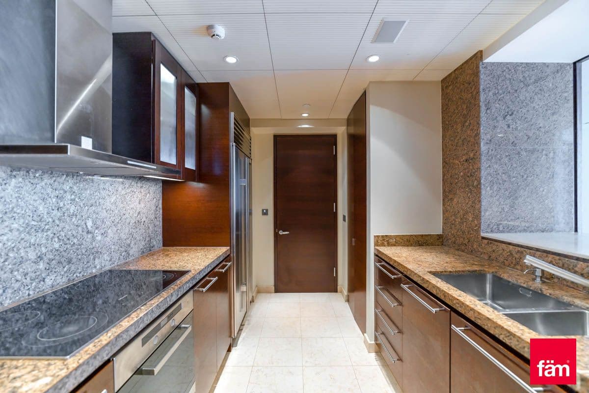 2 bedroom apartment in Burj Khalifa, photograph 9 of 20