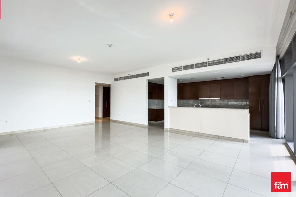 3 bedroom apartment in Mulberry I A2, photograph 3 of 17