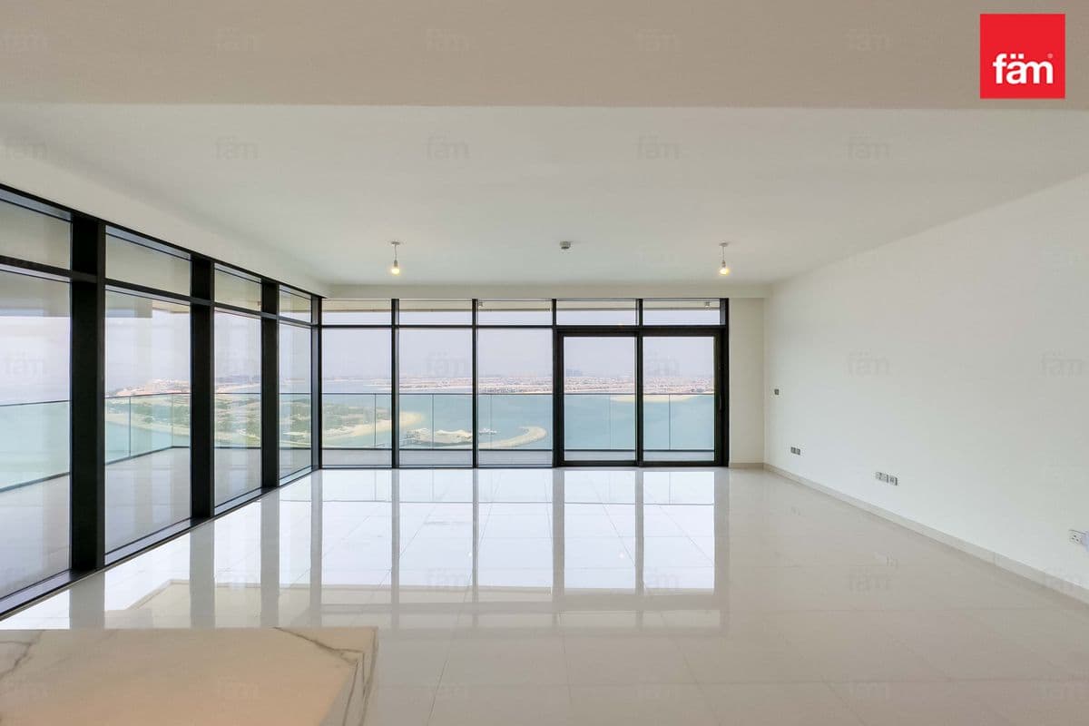 3 bedroom apartment in Beach Vista Tower 1, photograph 3 of 20