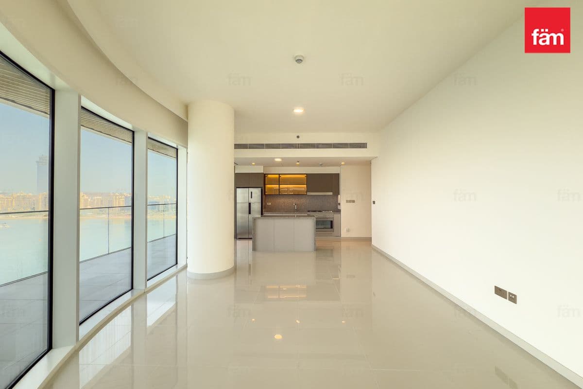 3 bedroom apartment in Grand Bleu Tower 1, photograph 10 of 20