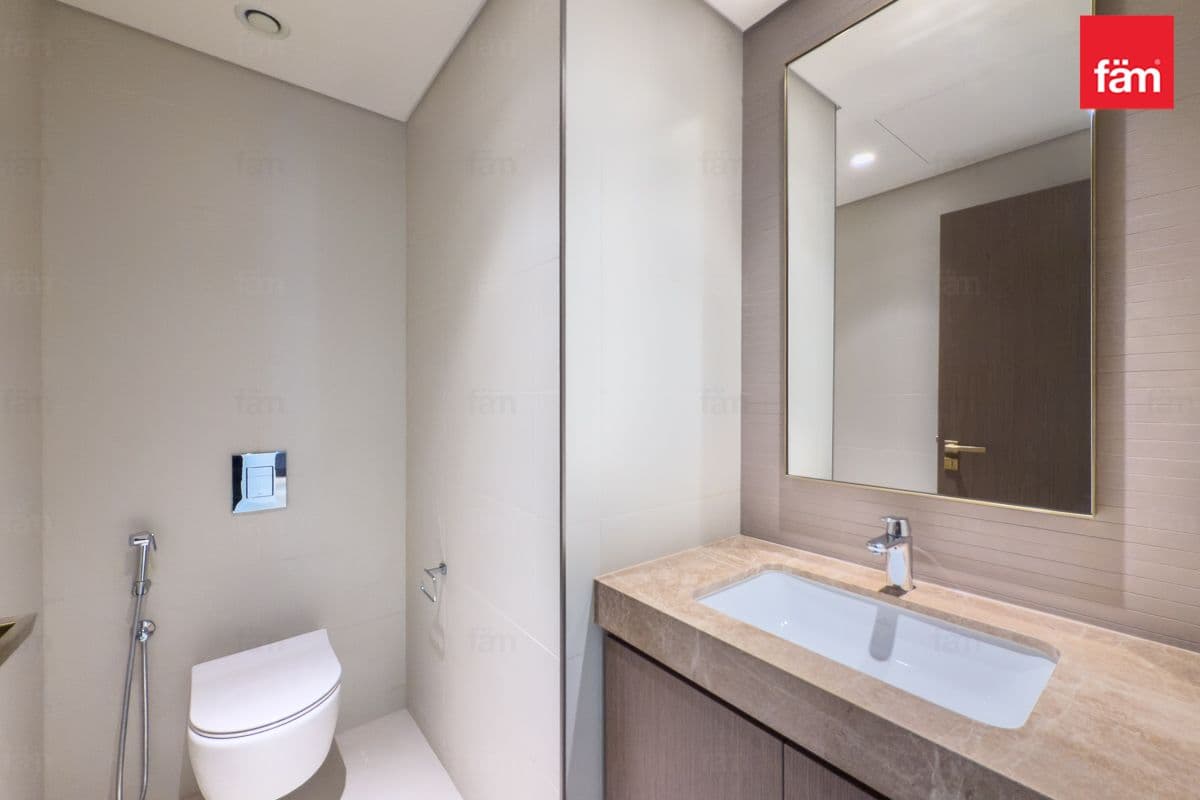 3 bedroom apartment in Grand Bleu Tower 1, photograph 20 of 20