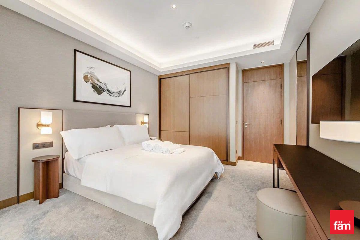 3 bedroom apartment in The Address Residences Dubai Opera Tower 2, photograph 11 of 19