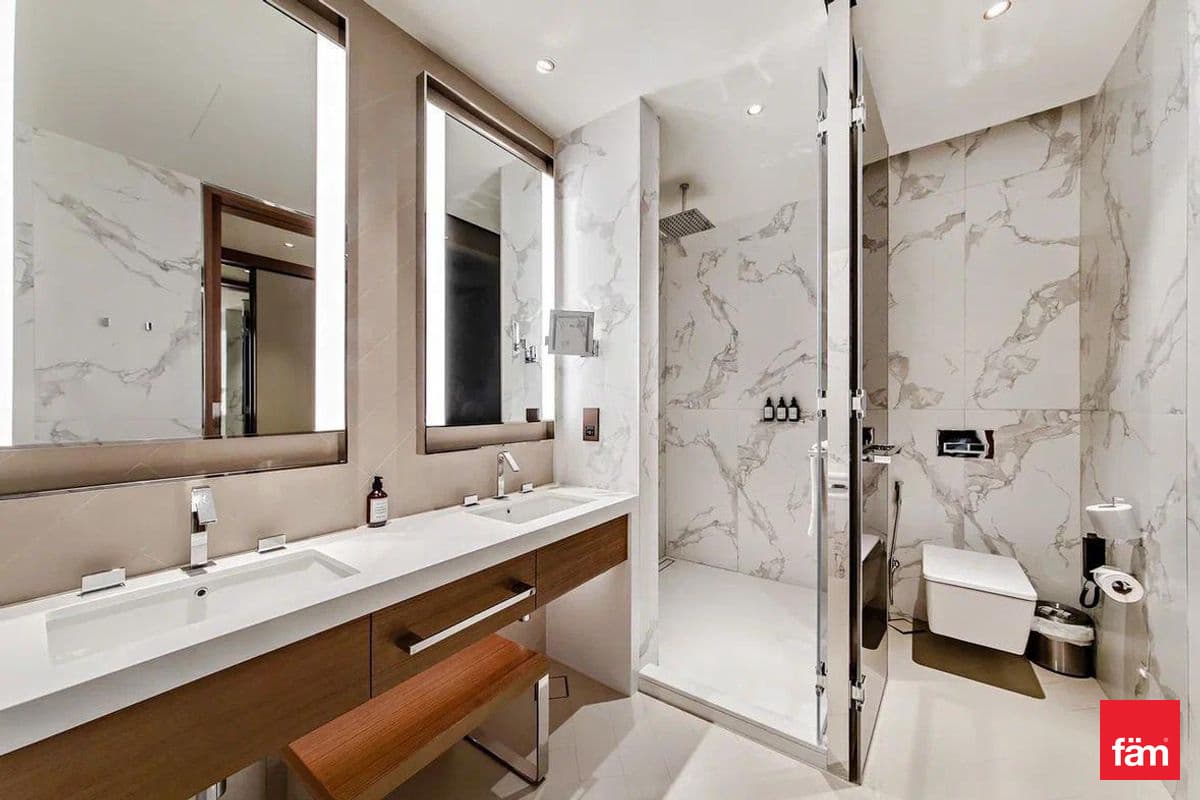 3 bedroom apartment in The Address Residences Dubai Opera Tower 2, photograph 17 of 19