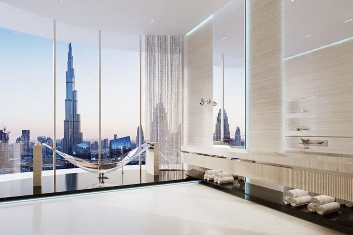 3 bedroom apartment in Mercedes-Benz Places, photograph 8 of 10