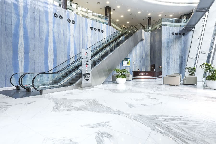 Al Fattan Currency House, photograph 1 of 9