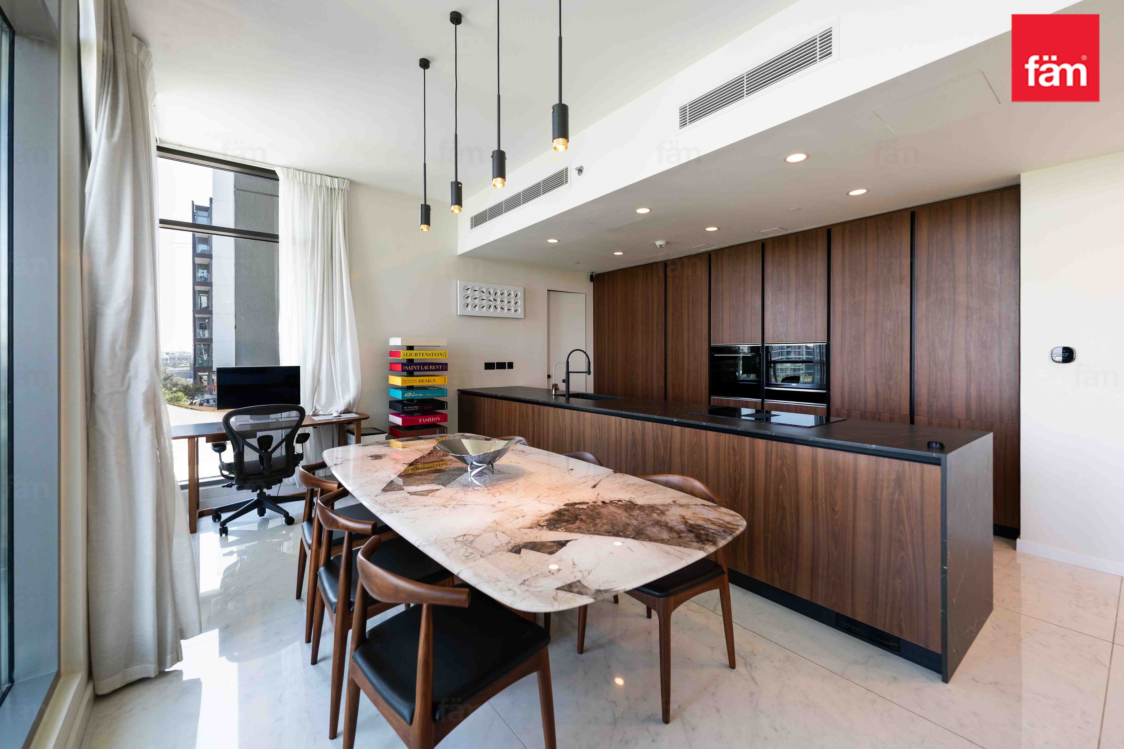 3 bedroom apartment in Acacia At Park Heights B, photograph 8 of 20