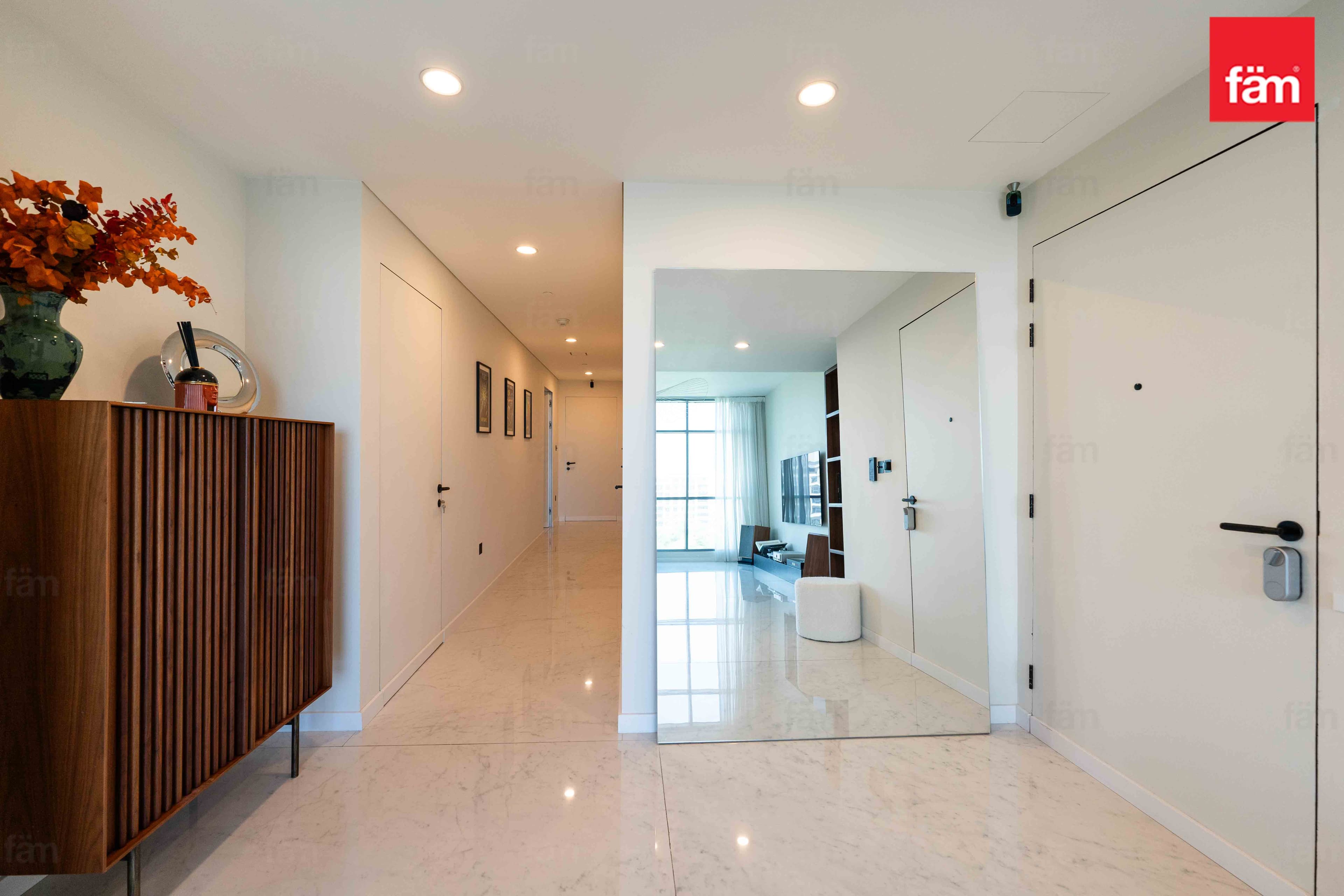 3 bedroom apartment in Acacia At Park Heights B, photograph 9 of 20