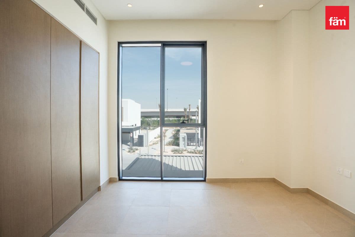 4 bedroom villa in Al Badia Villas, photograph 9 of 20