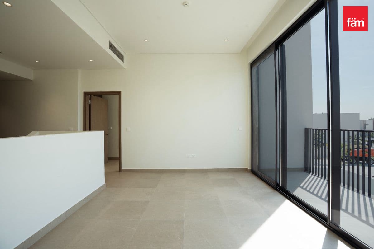 4 bedroom villa in Al Badia Villas, photograph 3 of 20