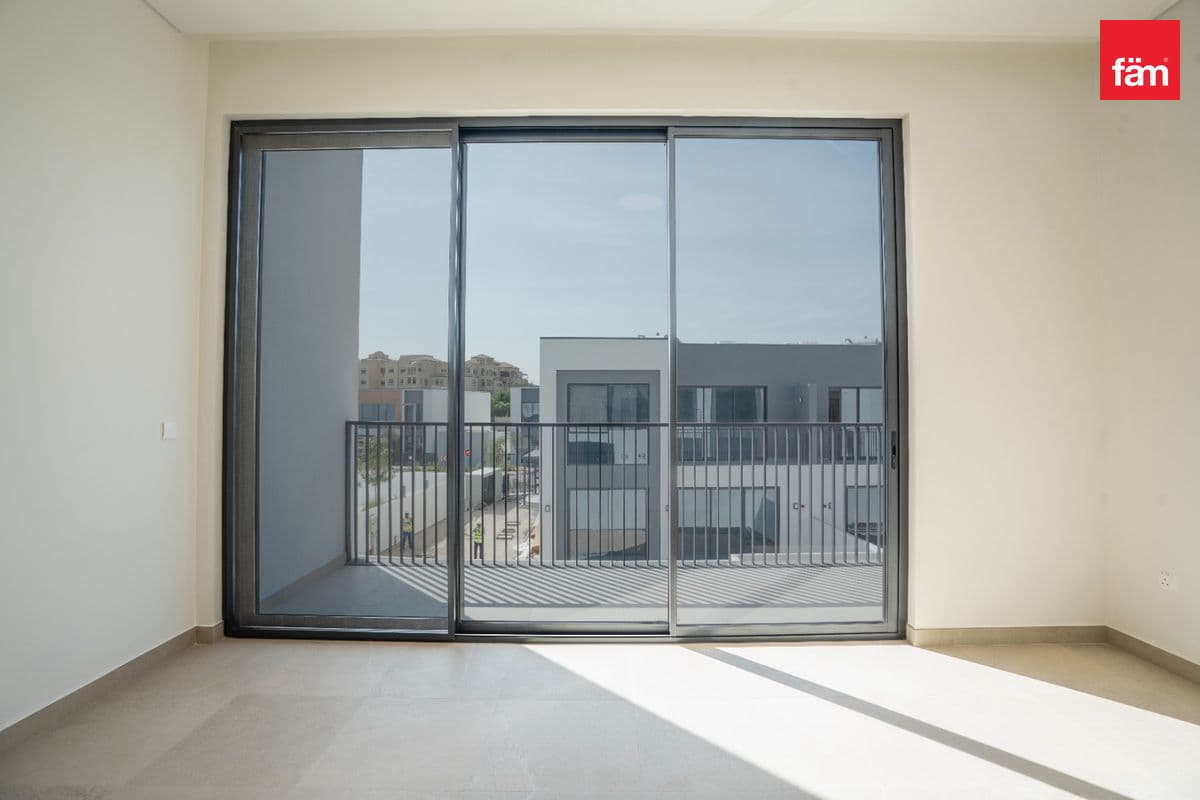 4 bedroom villa in Al Badia Villas, photograph 16 of 20