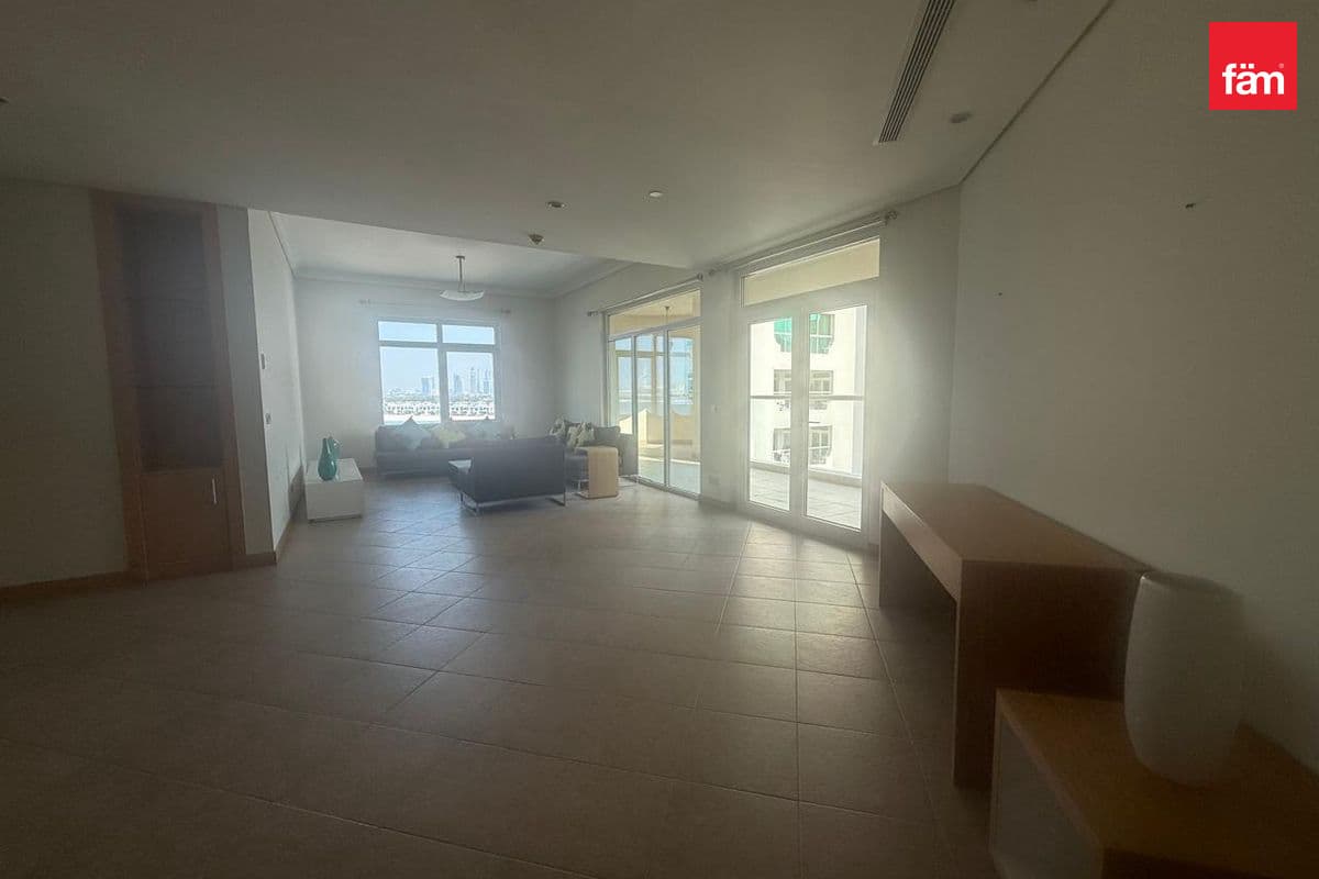 3 bedroom apartment in Al Das, photograph 2 of 11