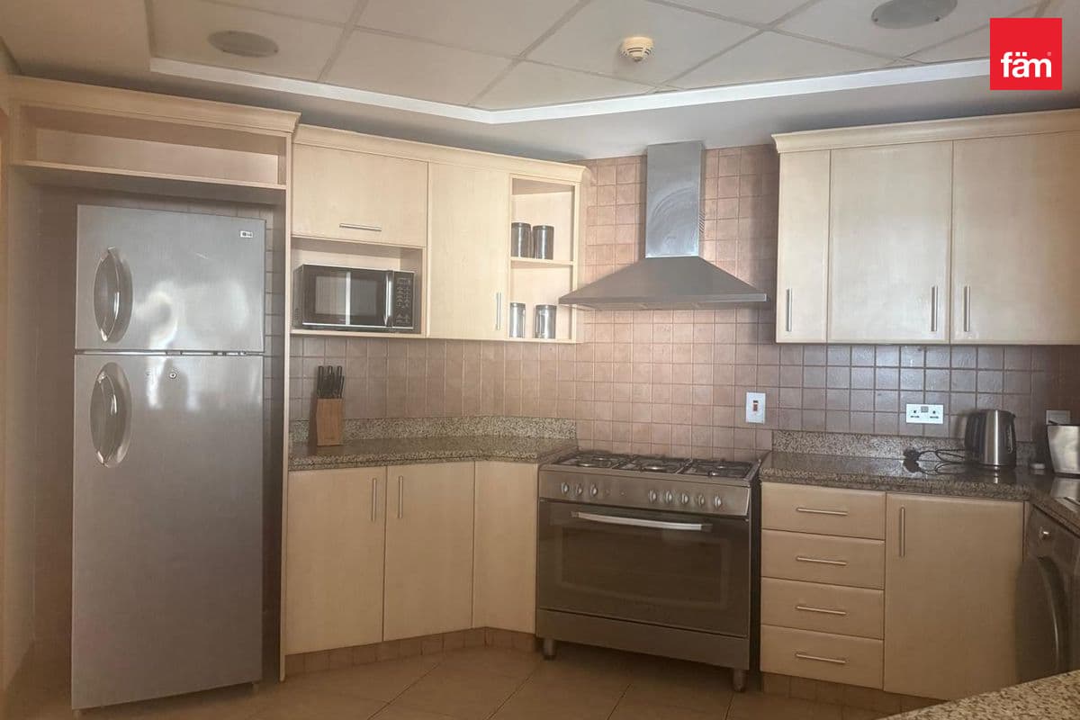 3 bedroom apartment in Al Das, photograph 7 of 11