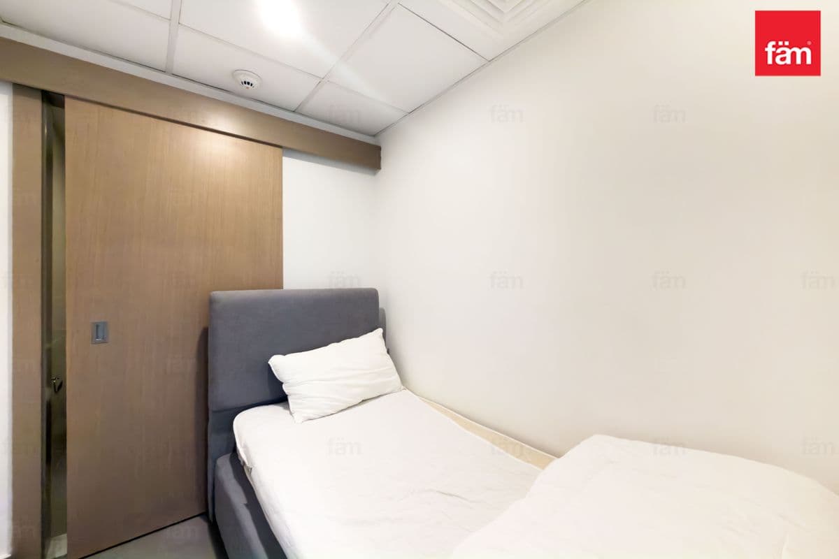 3 bedroom apartment in Al Fattan Downtown Tower 3, photograph 13 of 20