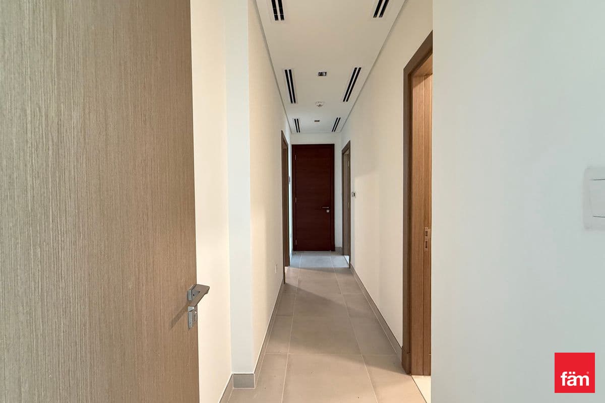 4 bedroom villa in B Villas at District One, photograph 9 of 20