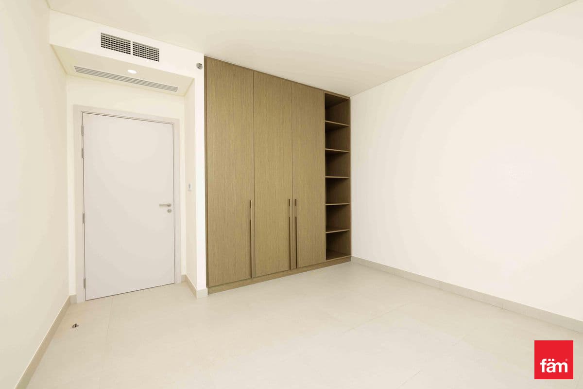 3 bedroom apartment in Beach Mansion Tower 1, photograph 10 of 20