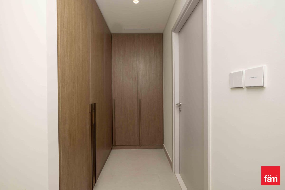 3 bedroom apartment in Beach Mansion Tower 1, photograph 15 of 20