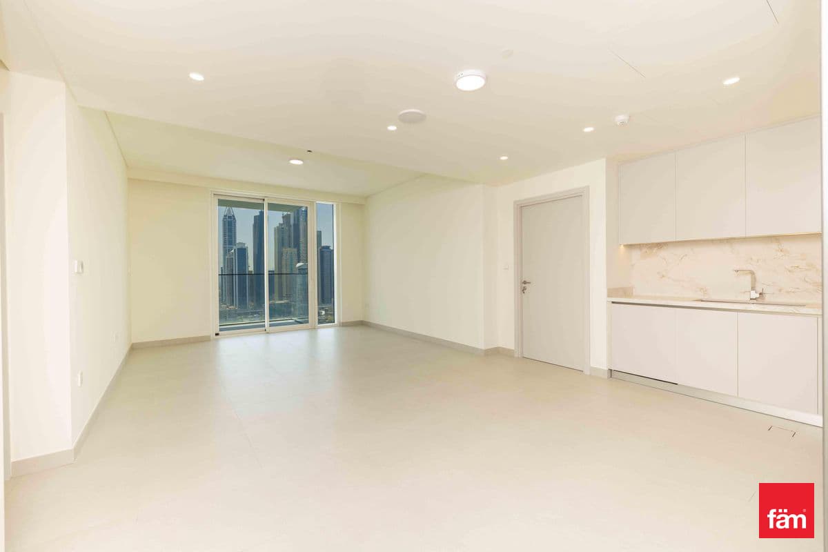 3 bedroom apartment in Beach Mansion Tower 1, photograph 3 of 20