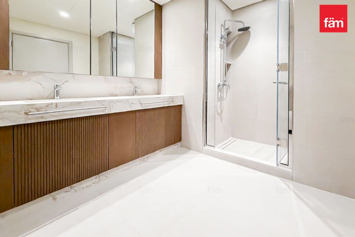 3 bedroom apartment in Beach Mansion Tower 1, photograph 15 of 20