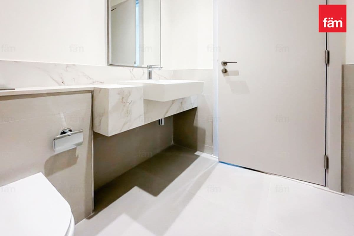 3 bedroom apartment in Beach Mansion Tower 1, photograph 16 of 20