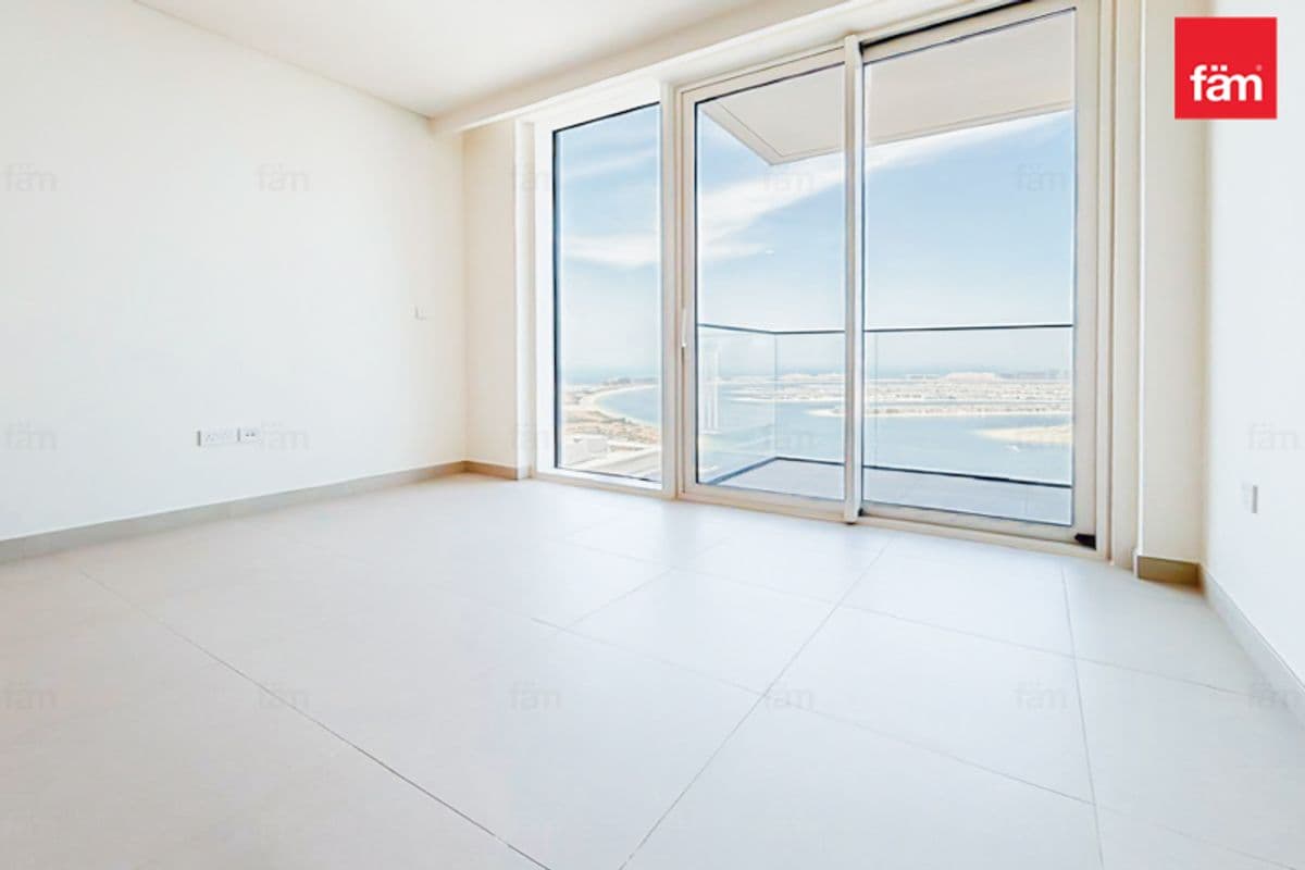 3 bedroom apartment in Beach Mansion Tower 1, photograph 3 of 20