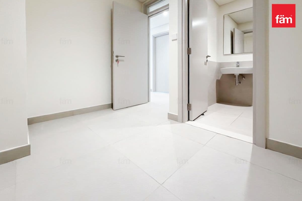 3 bedroom apartment in Beach Mansion Tower 1, photograph 13 of 20