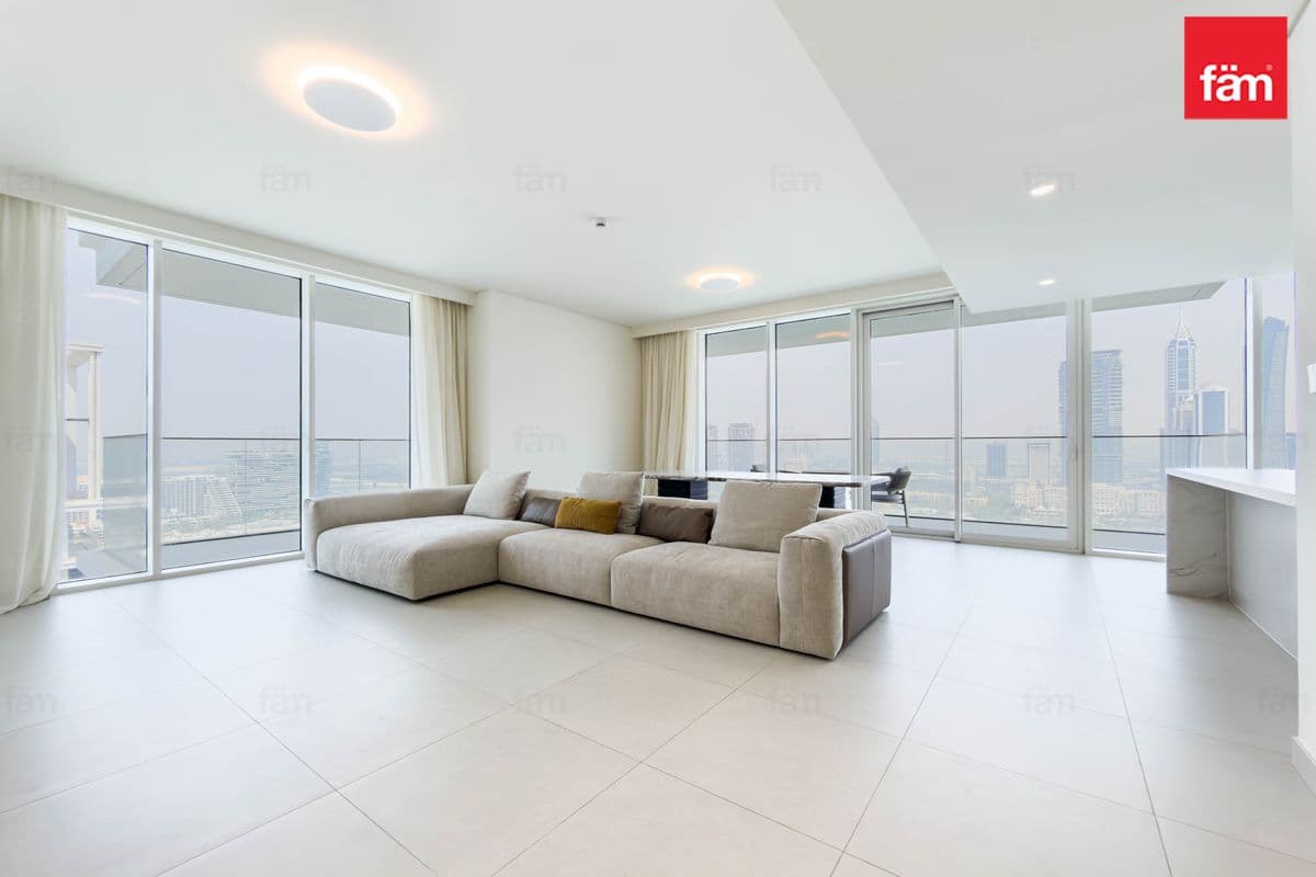 4 bedroom apartment in Beach Mansion Tower 1, photograph 2 of 20