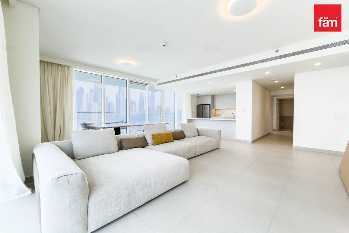Beach Mansion T1 | Full Marina View