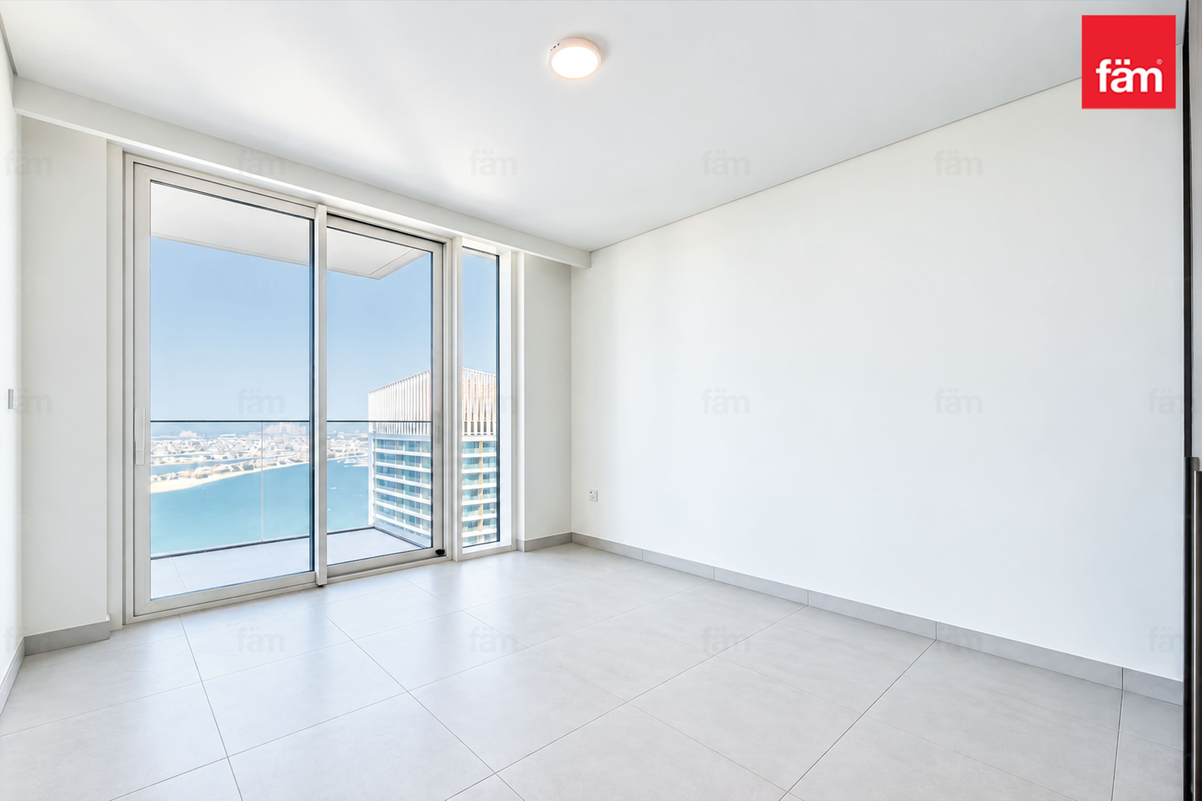 3 bedroom apartment in Beach Mansion Tower 1, photograph 5 of 20