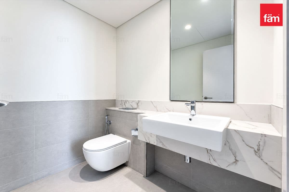 3 bedroom apartment in Beach Mansion Tower 1, photograph 11 of 20