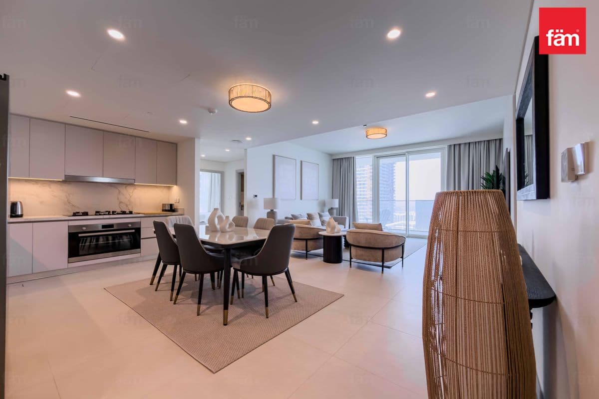 3 bedroom apartment in Beach Mansion Tower 1, photograph 8 of 20