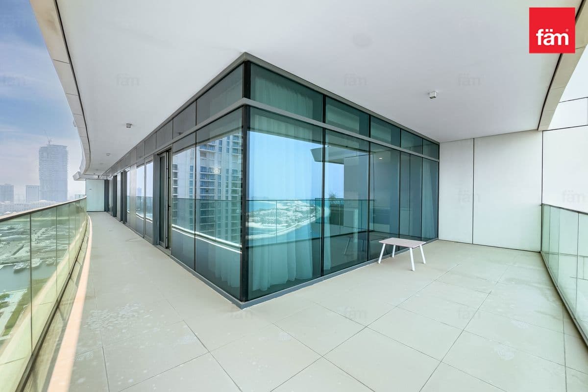 3 bedroom apartment in Beach Vista Tower 2, photograph 19 of 20