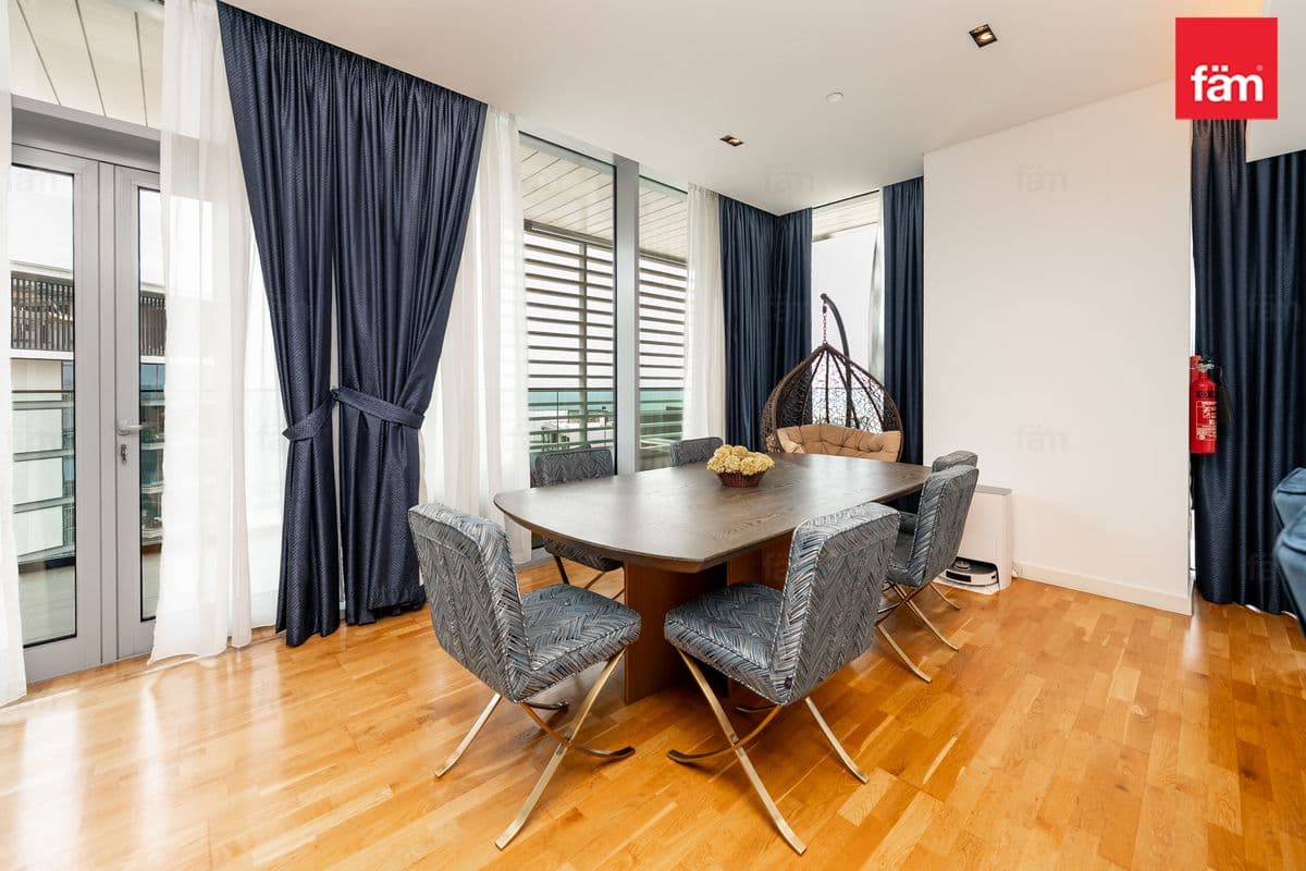 4 bedroom apartment in Bluewaters Residences Building 10, photograph 13 of 20