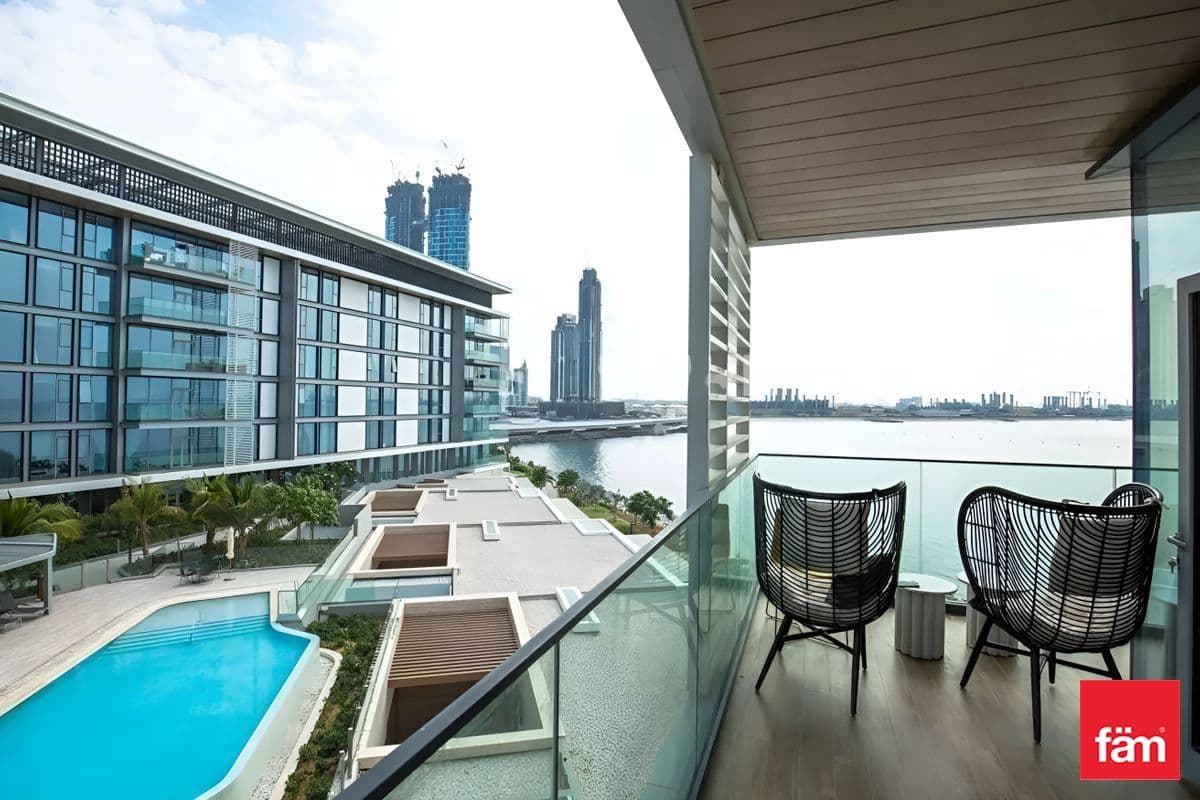 2 bedroom apartment in Bluewaters Residences Building 4, photograph 1 of 11