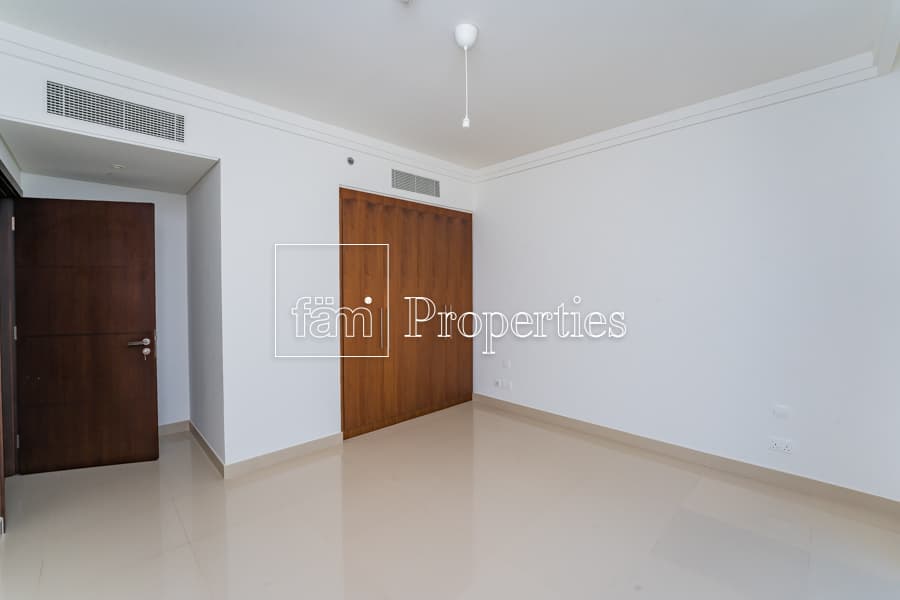 3 bedroom apartment in Boulevard Point, photograph 17 of 20