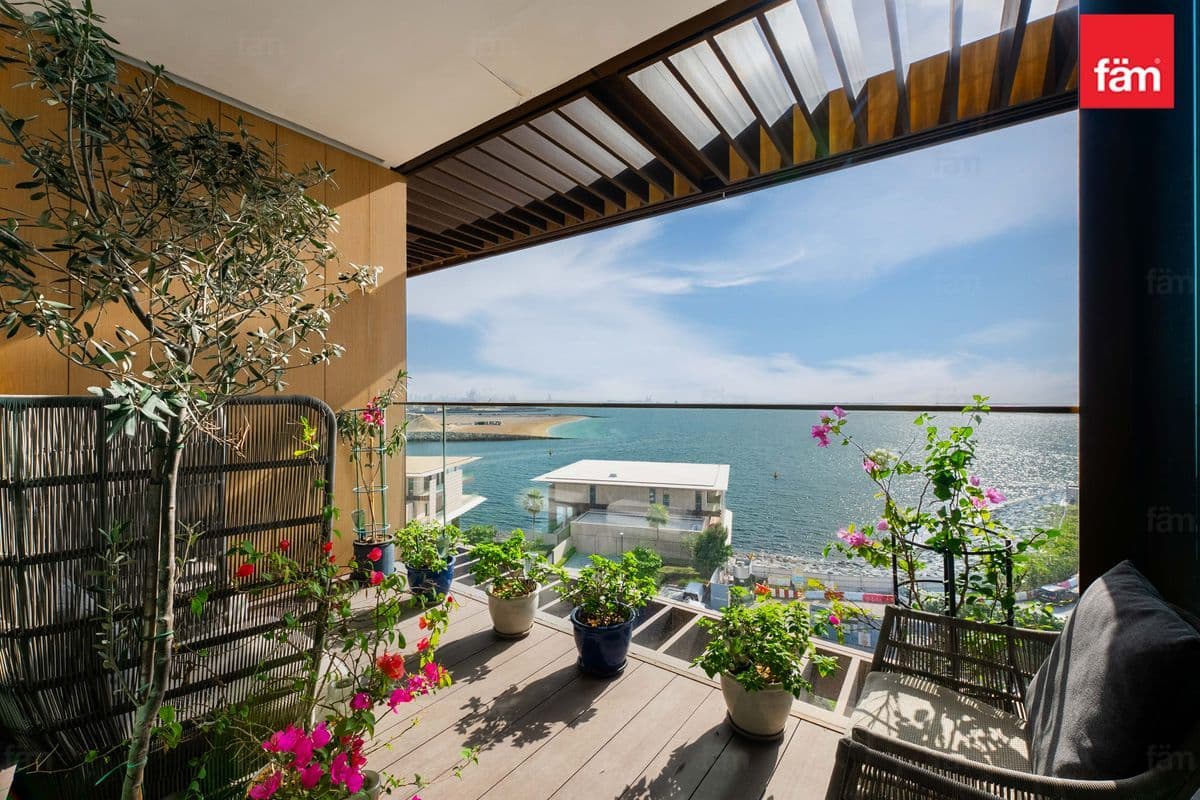 Apartment in Bulgari Residence 6
