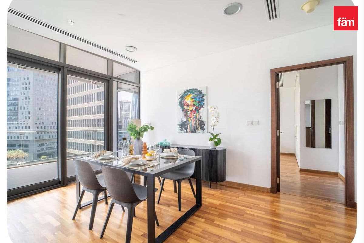 3 bedroom apartment in Burj Daman, photograph 6 of 17
