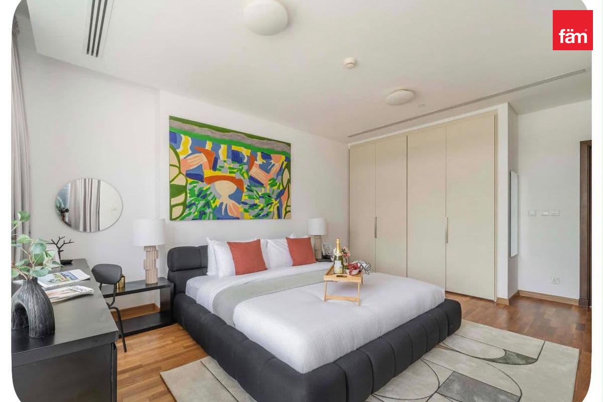 3 bedroom apartment in Burj Daman, photograph 9 of 17