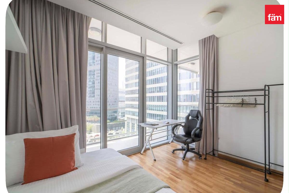 3 bedroom apartment in Burj Daman, photograph 13 of 17