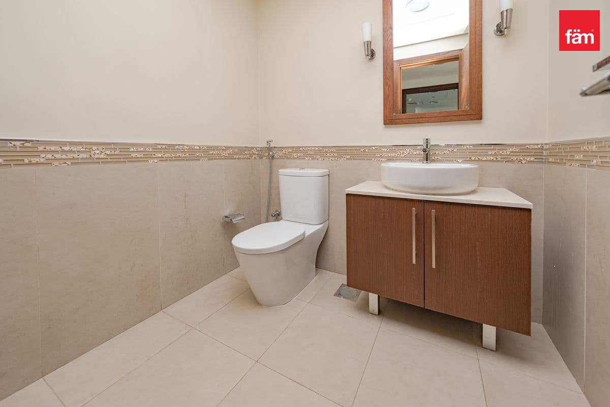 3 bedroom apartment in Burj Daman, photograph 12 of 18
