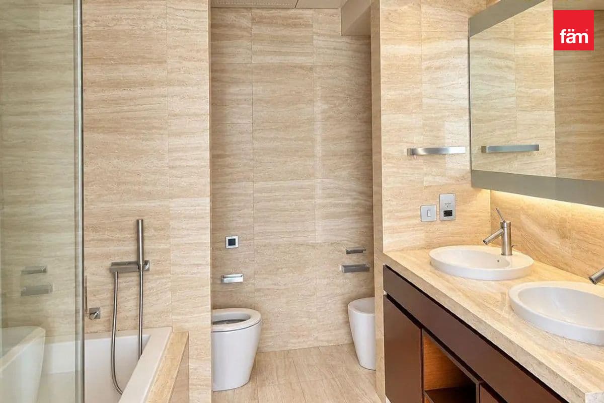 2 bedroom apartment in Burj Khalifa, photograph 10 of 13