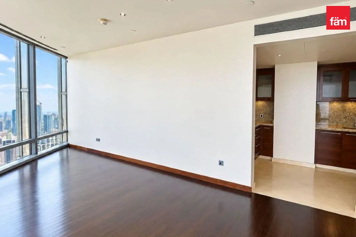 2 bedroom apartment in Burj Khalifa, photograph 4 of 13