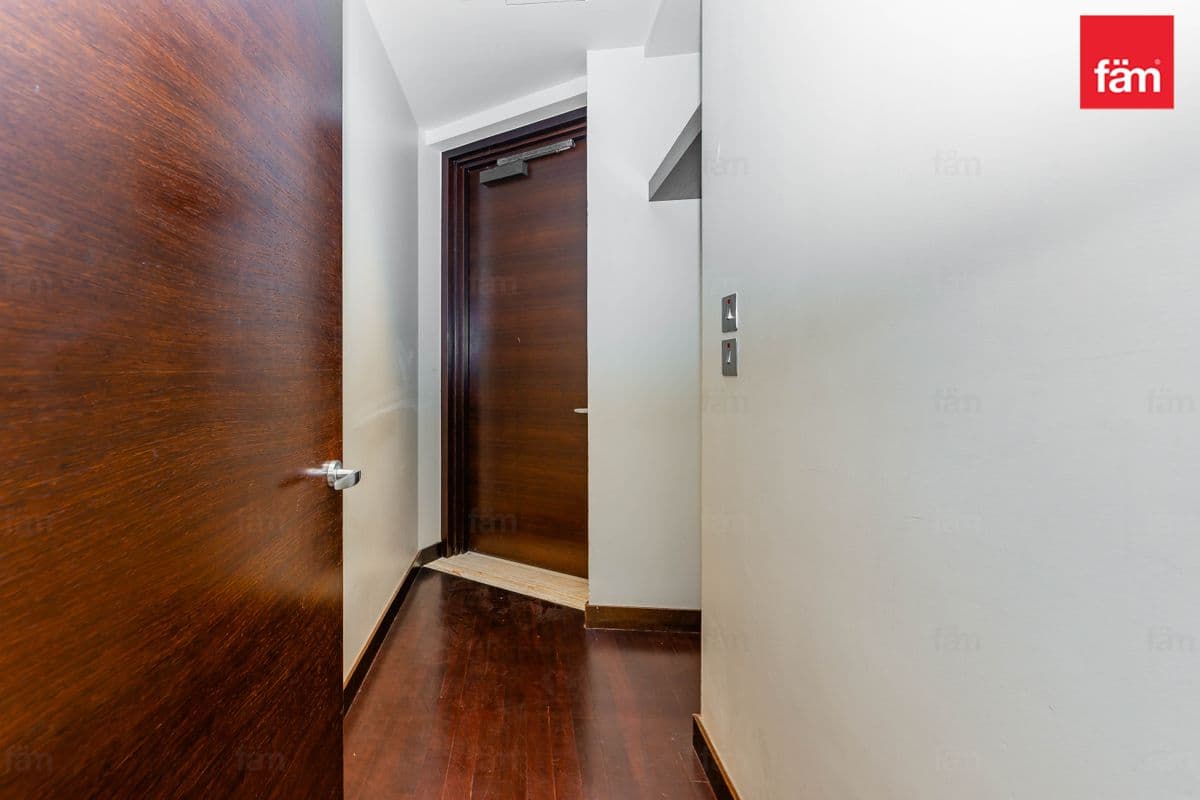 3 bedroom apartment in Burj Khalifa, photograph 20 of 20