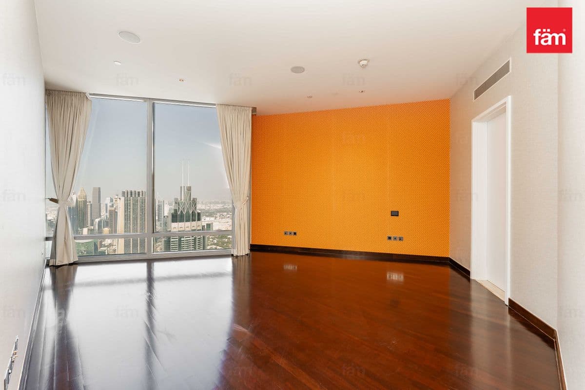 3 bedroom apartment in Burj Khalifa, photograph 16 of 20