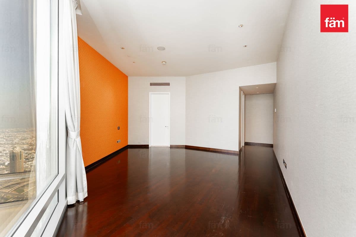 3 bedroom apartment in Burj Khalifa, photograph 17 of 20