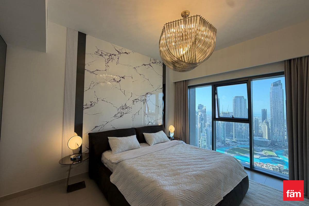 2 bedroom apartment in Burj Royale, photograph 6 of 15