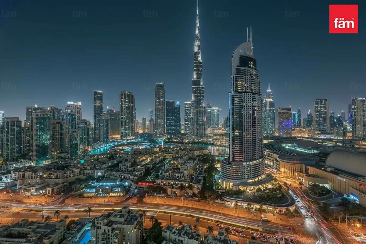 2 bedroom apartment in Burj Royale, photograph 1 of 15