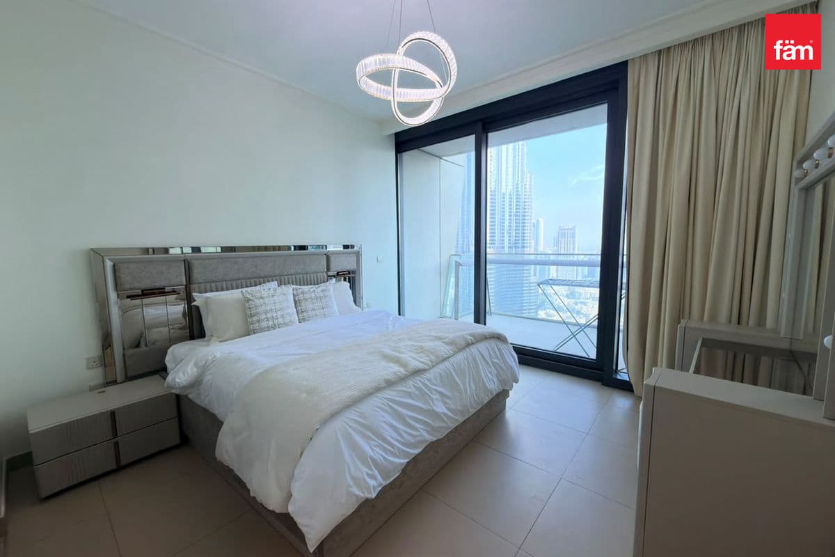 3 bedroom apartment in Burj Vista 1, photograph 10 of 12