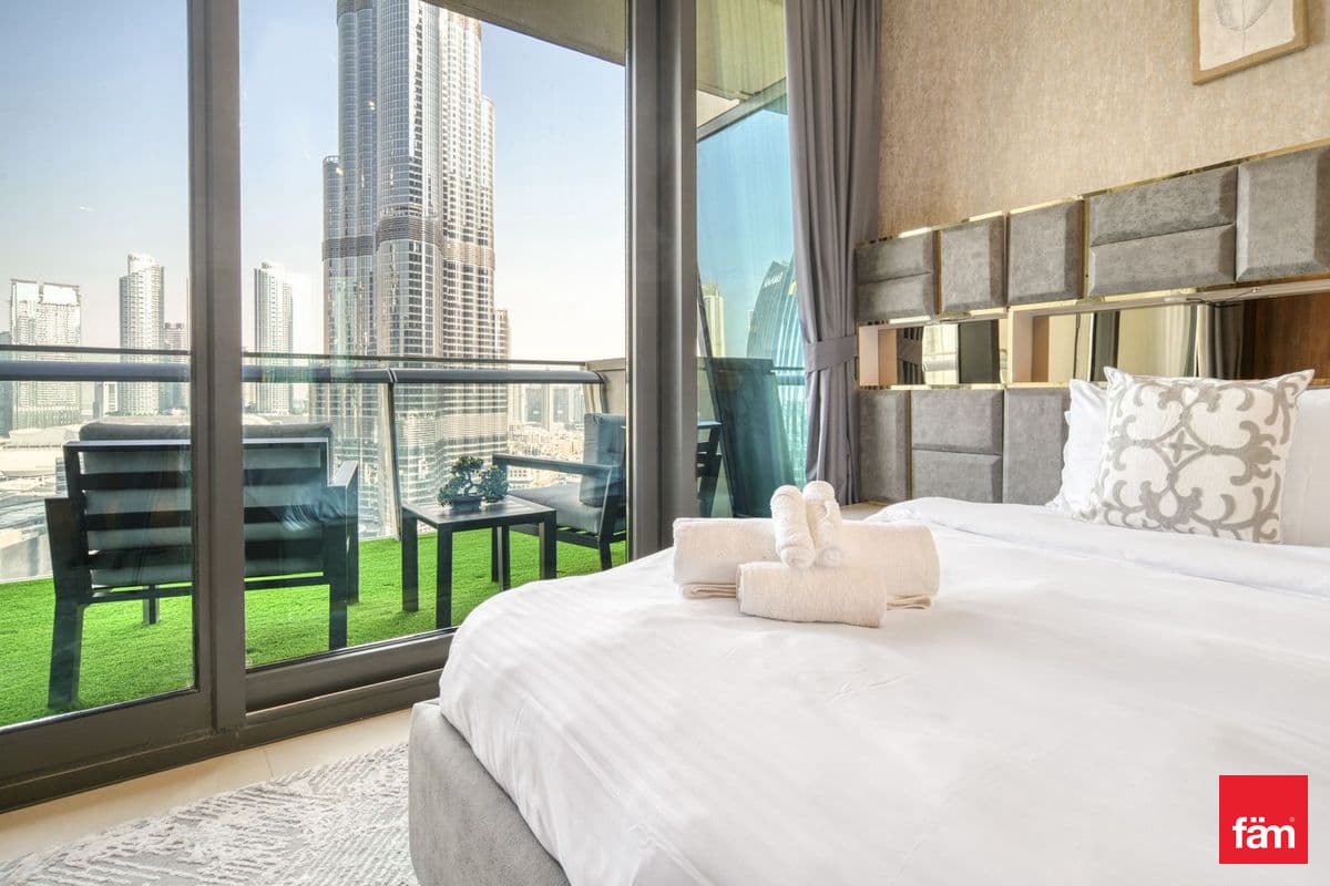 3 bedroom apartment in Burj Vista 1, photograph 12 of 15