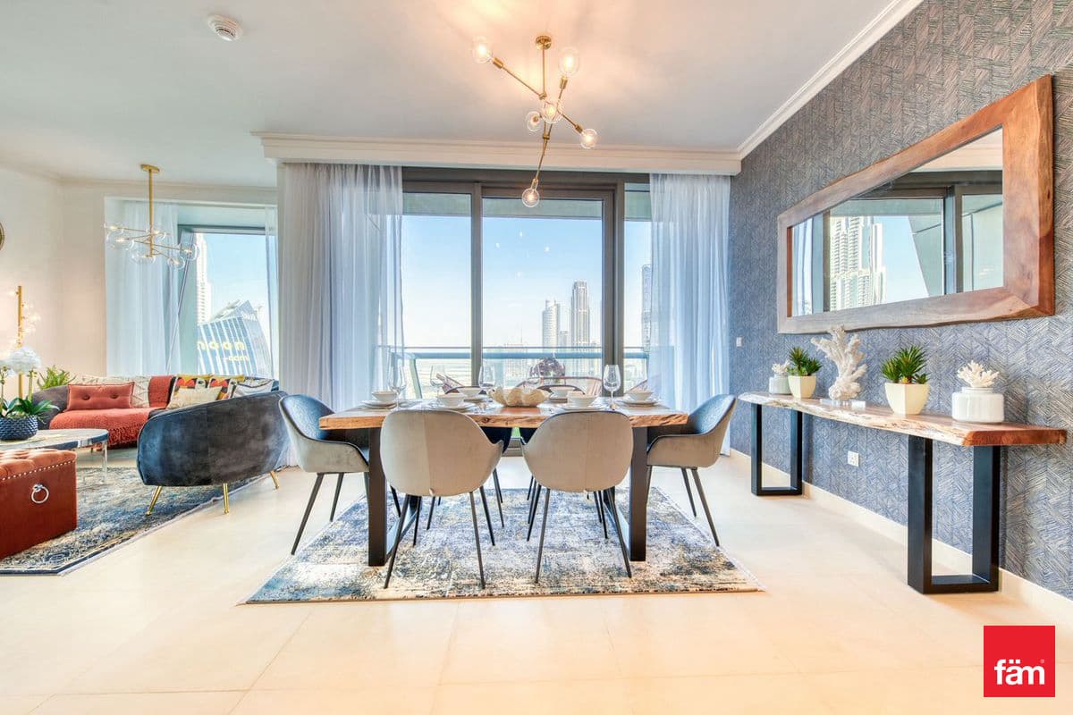 2 bedroom apartment in Burj Vista 1, photograph 3 of 12